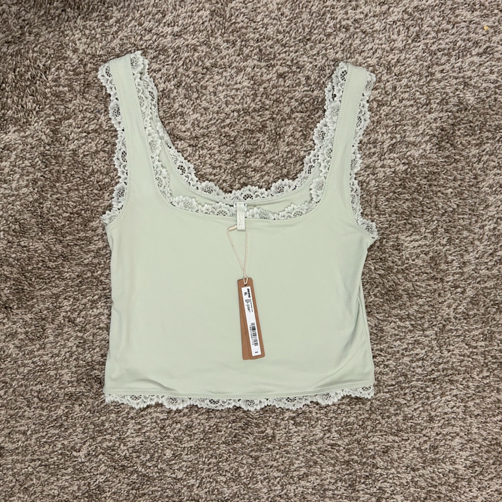 SKIMS Fits Everybody Lace Tank